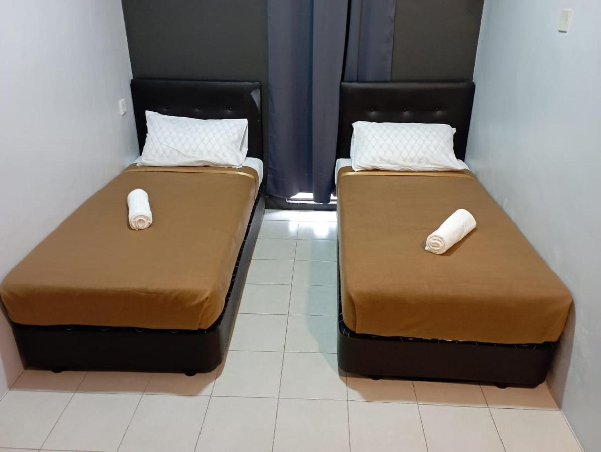 D Layaran Kuantan Lpt Exit 833 Hotel Екстериор снимка