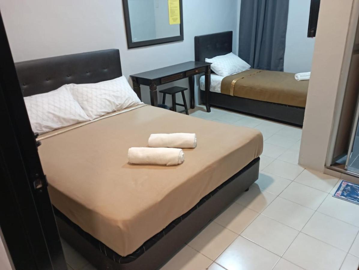D Layaran Kuantan Lpt Exit 833 Hotel Екстериор снимка